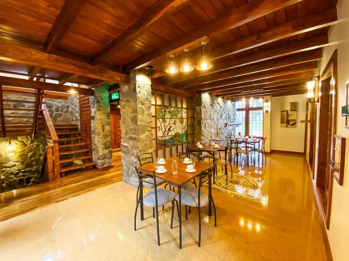 La Cumbre Estancia Bed & Breakfast Cuenca